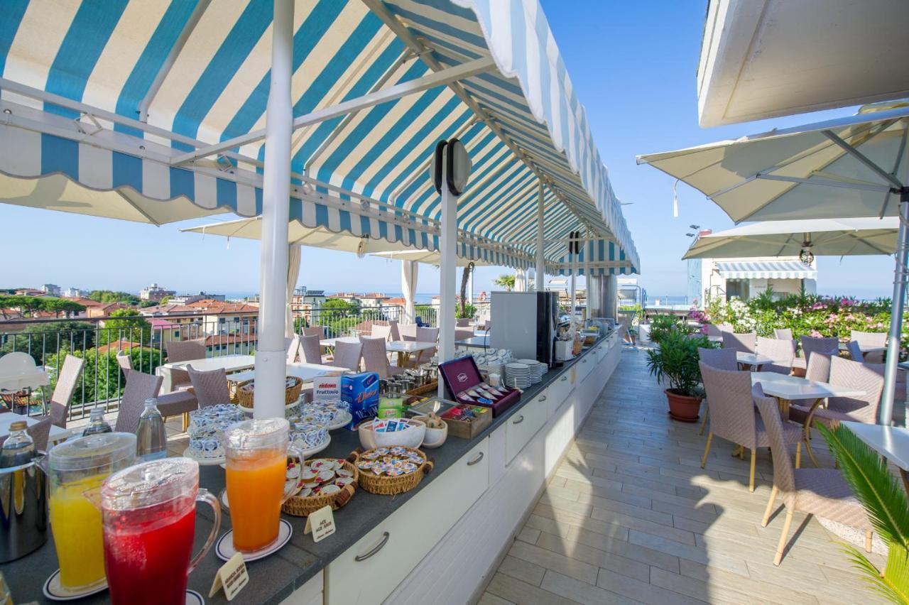 Hotel Nuova Sabrina Marina di Pietrasanta Dış mekan fotoğraf